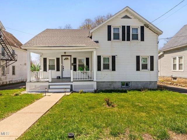House for sale in Schenectady, New York