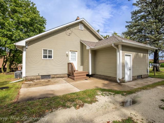 House for sale in Dekalb, Illinois