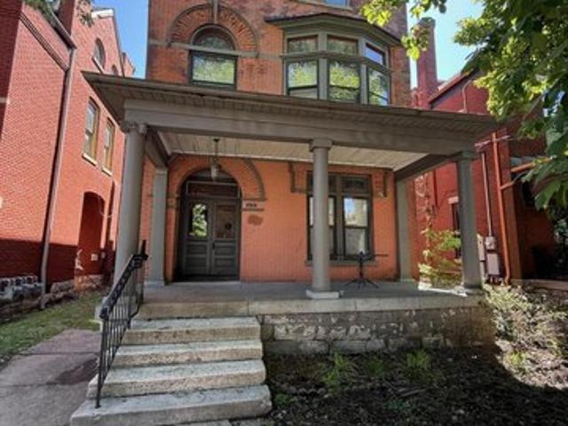 House for sale in Louisville, Kentucky