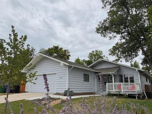 House for sale in Arapahoe, Colorado