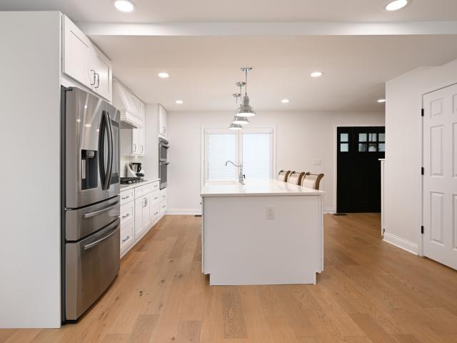 House for sale in Algonquin, McHenry County