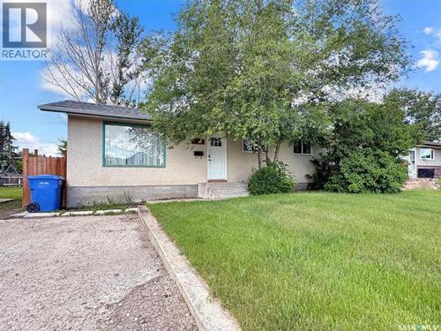 House for sale in North Battleford, Saskatchewan