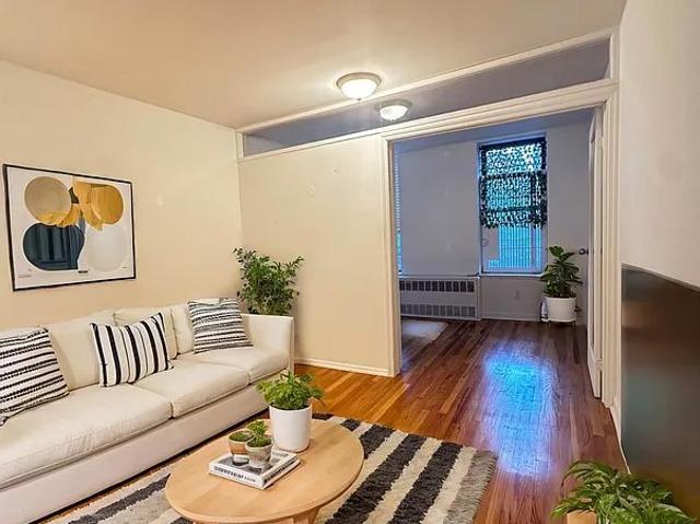 Property for rent in Arverne, New York