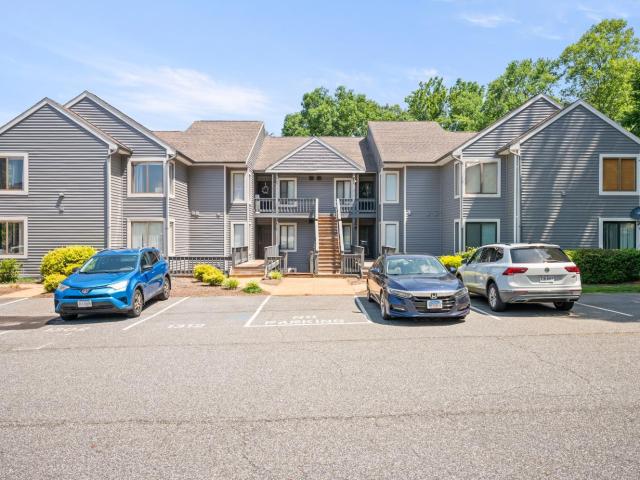 Condo for sale in Virginia