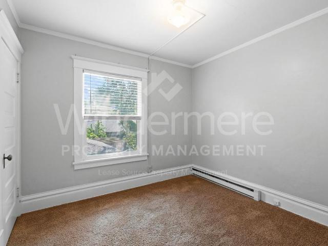 Apartment for rent in Cliff–Cannon, Spokane