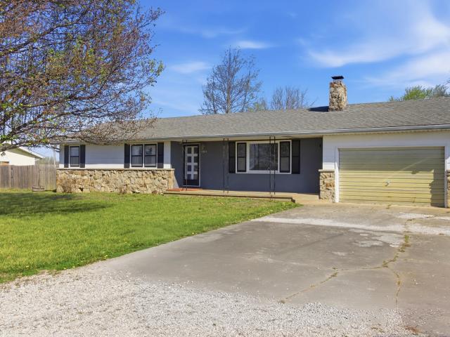 House for sale in Buffalo, Missouri