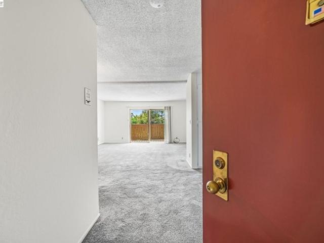 Condo for sale in Alameda, California