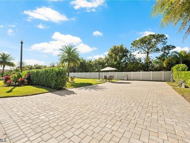 Land for sale in Fort Myers, Florida