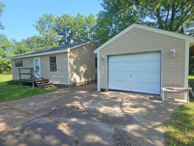 House for sale in Byhalia, DeSoto County