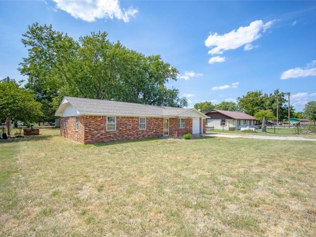 House for sale in Lindsay, Oklahoma