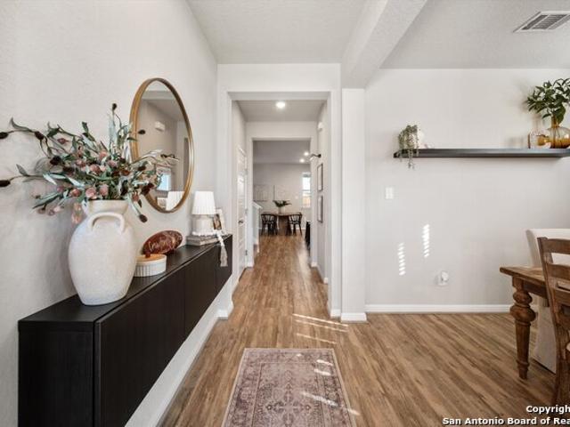 House for sale in Saint Hedwig