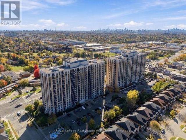 Condo for sale in Scarborough Centre, Toronto