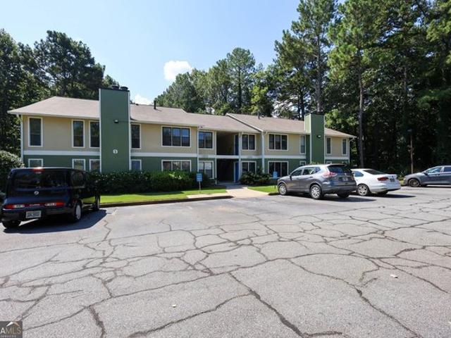 Condo for sale in Tucker, Georgia