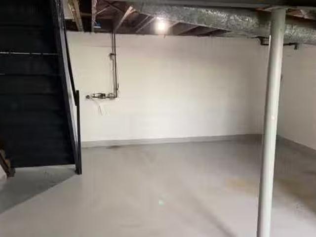Condo for rent in Dayton