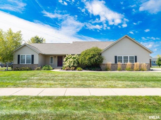 House for sale in Washington, Illinois