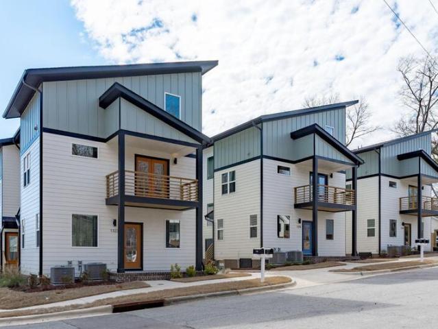 Duplex for sale in Raleigh