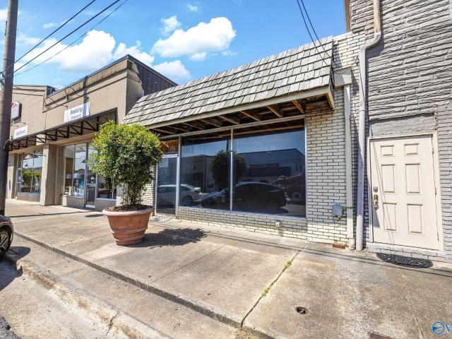 Commercial for sale in Guntersville, Alabama