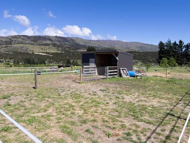 House for sale in Otakou