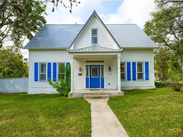 House for sale in Shiner, Texas