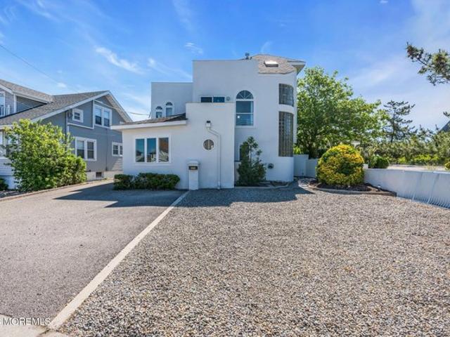 House for sale in Point Pleasant Beach, New Jersey