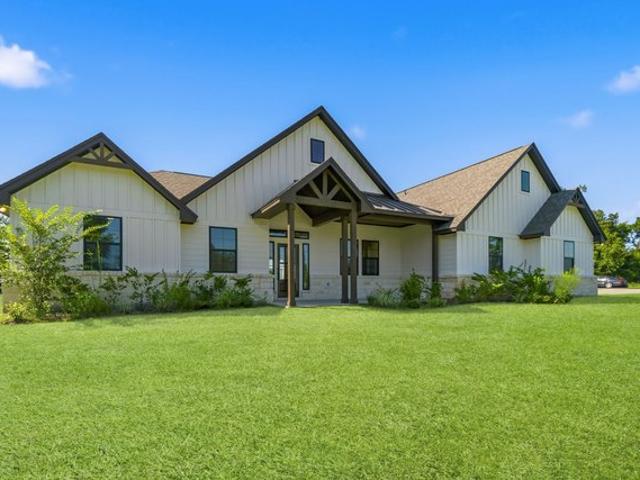 House for sale in Leon, Texas