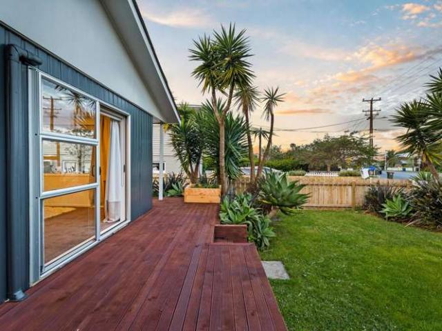Apartment for sale in Massey, Henderson-Massey
