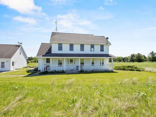 House for sale in Sturgeon Bay, Wisconsin