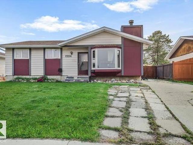 House for sale in Wedgewood, Alberta