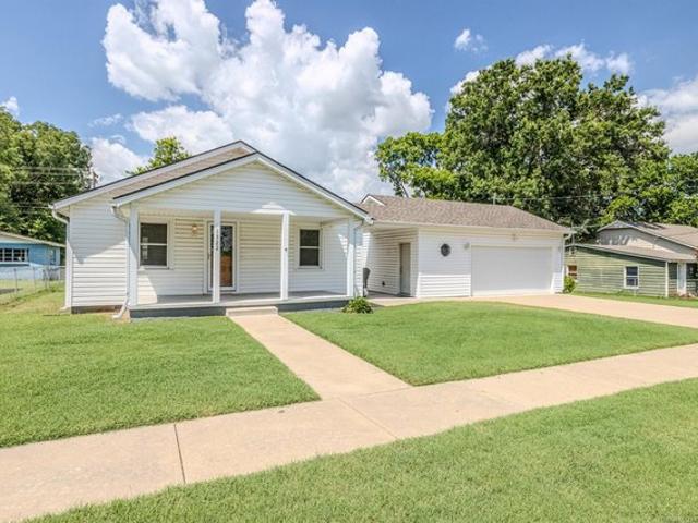 House for sale in Rogers, Oklahoma
