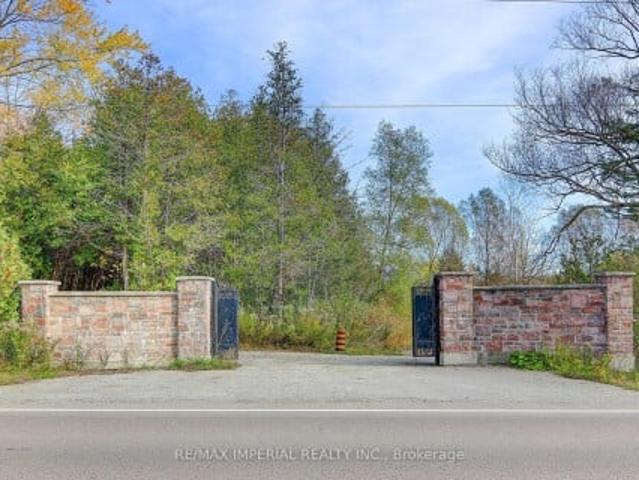 Cabin for sale in York, Ontario