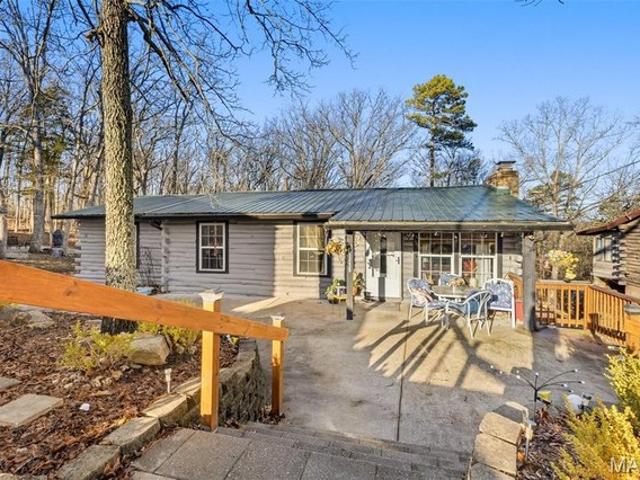 House for sale in Sainte Genevieve, Missouri