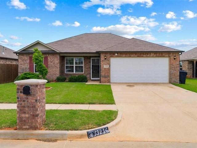 House for sale in Piedmont, Oklahoma