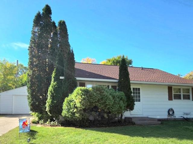 House for sale in Moorhead, Clay County