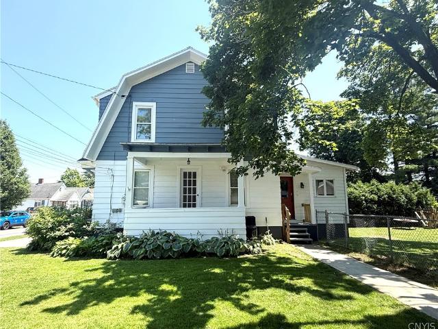 House for sale in Oneida, New York