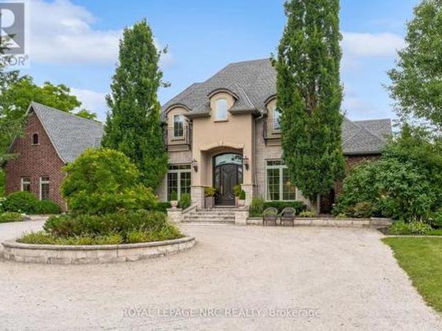 House for sale in Niagara, Ontario