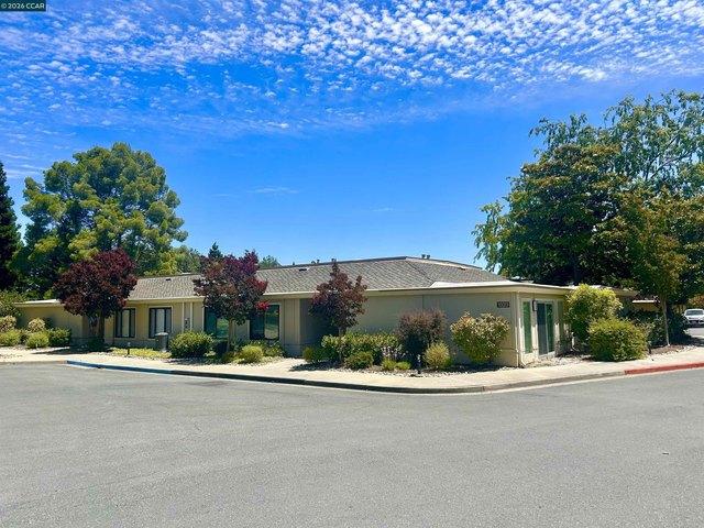 Condo for sale in Walnut Creek, California