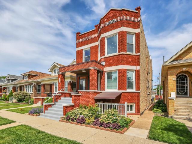 House for sale in Berwyn, Illinois