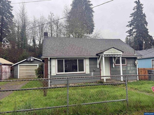 House for sale in Oregonia