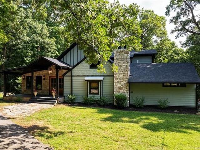 House for sale in New Albany, Indiana