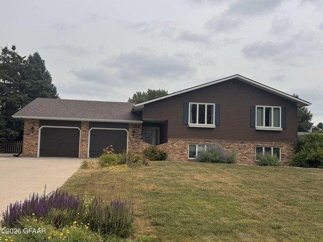 House for sale in Grand Forks, North Dakota