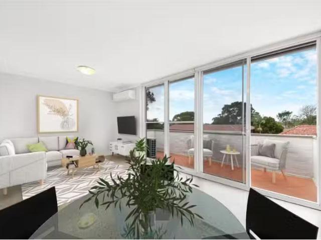 Apartment for rent in Lower North Shore, Sydney