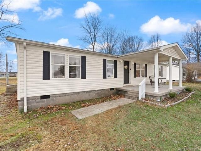House for sale in Austin, Indiana
