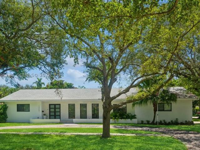 House for sale in Pinecrest, Miami-Dade County