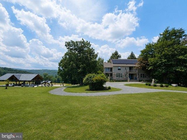 House for sale in Waynesboro, Pennsylvania
