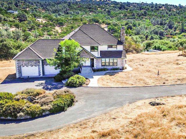 House for sale in Sonora, California
