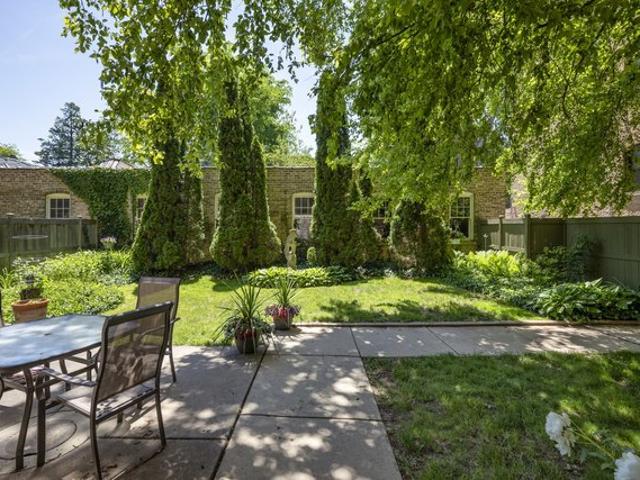 Condo for sale in Evanston, Illinois