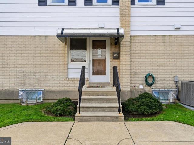 Townhouse for sale in Delco, Pennsylvania