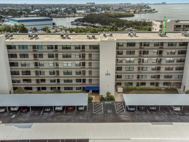 Condo for sale in South Pasadena, Florida