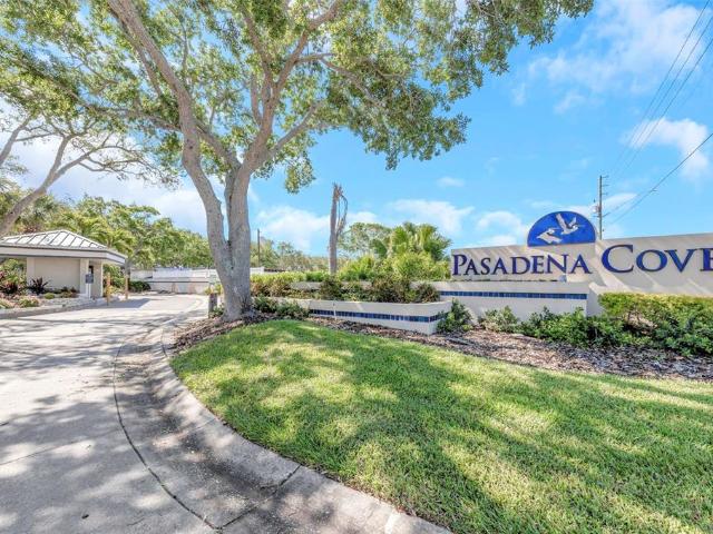 Condo for sale in South Pasadena, Florida