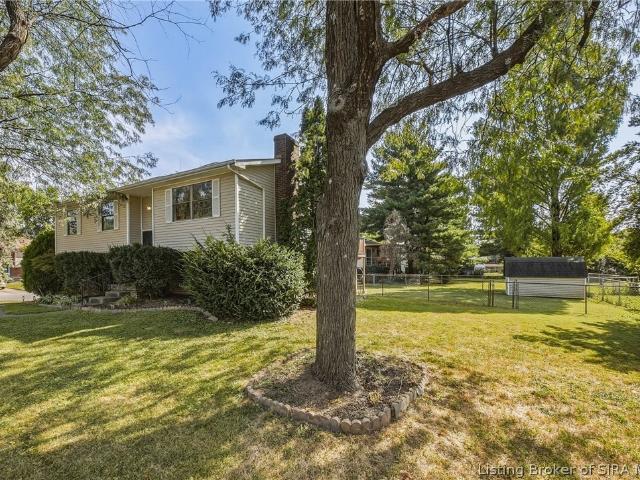 House for sale in Jeffersonville, Indiana